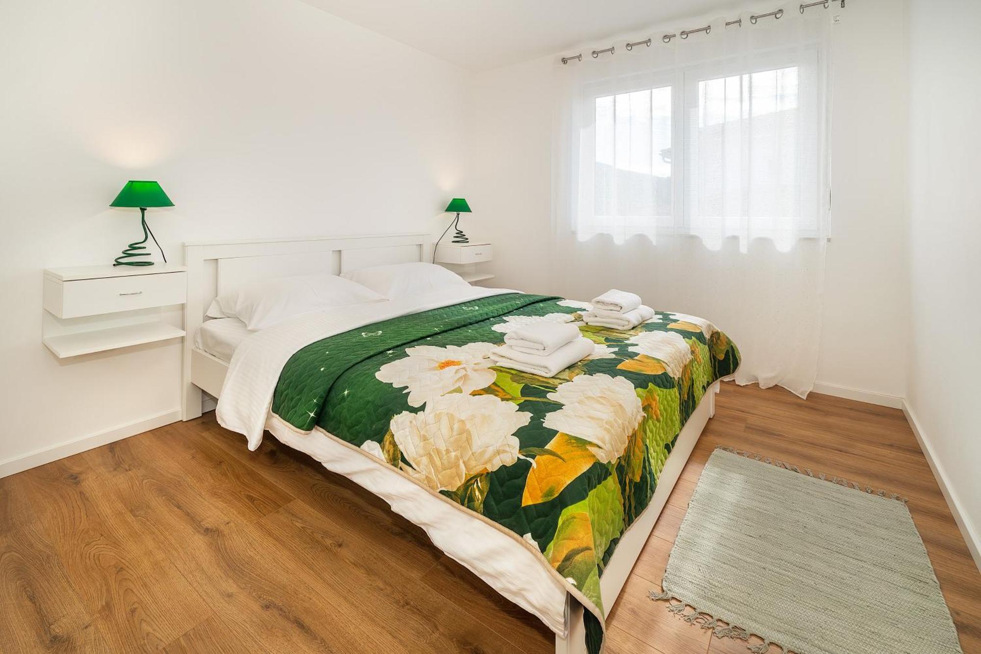 Poolside Apartments Anabella باشْكا المظهر الخارجي الصورة