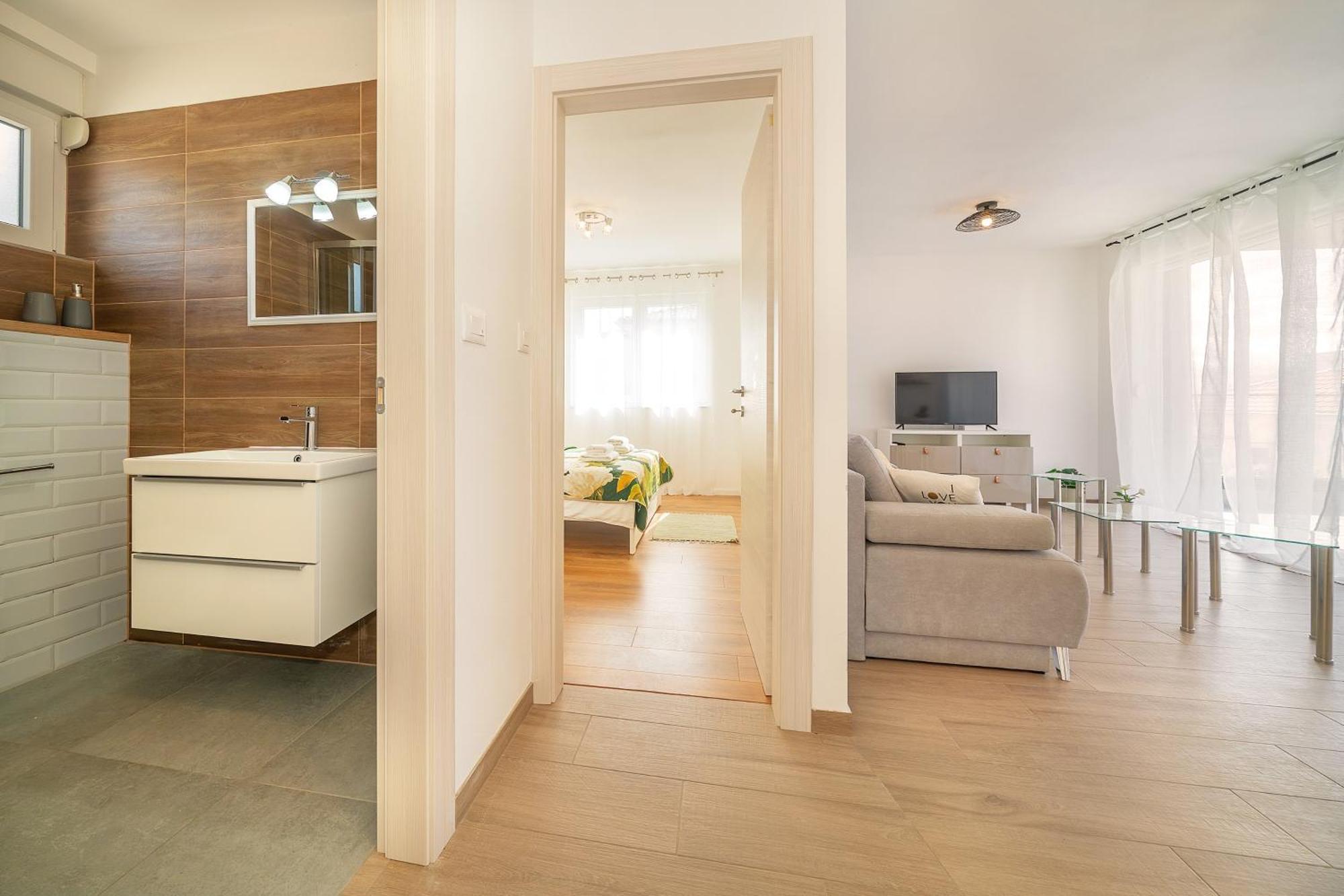 Poolside Apartments Anabella باشْكا المظهر الخارجي الصورة