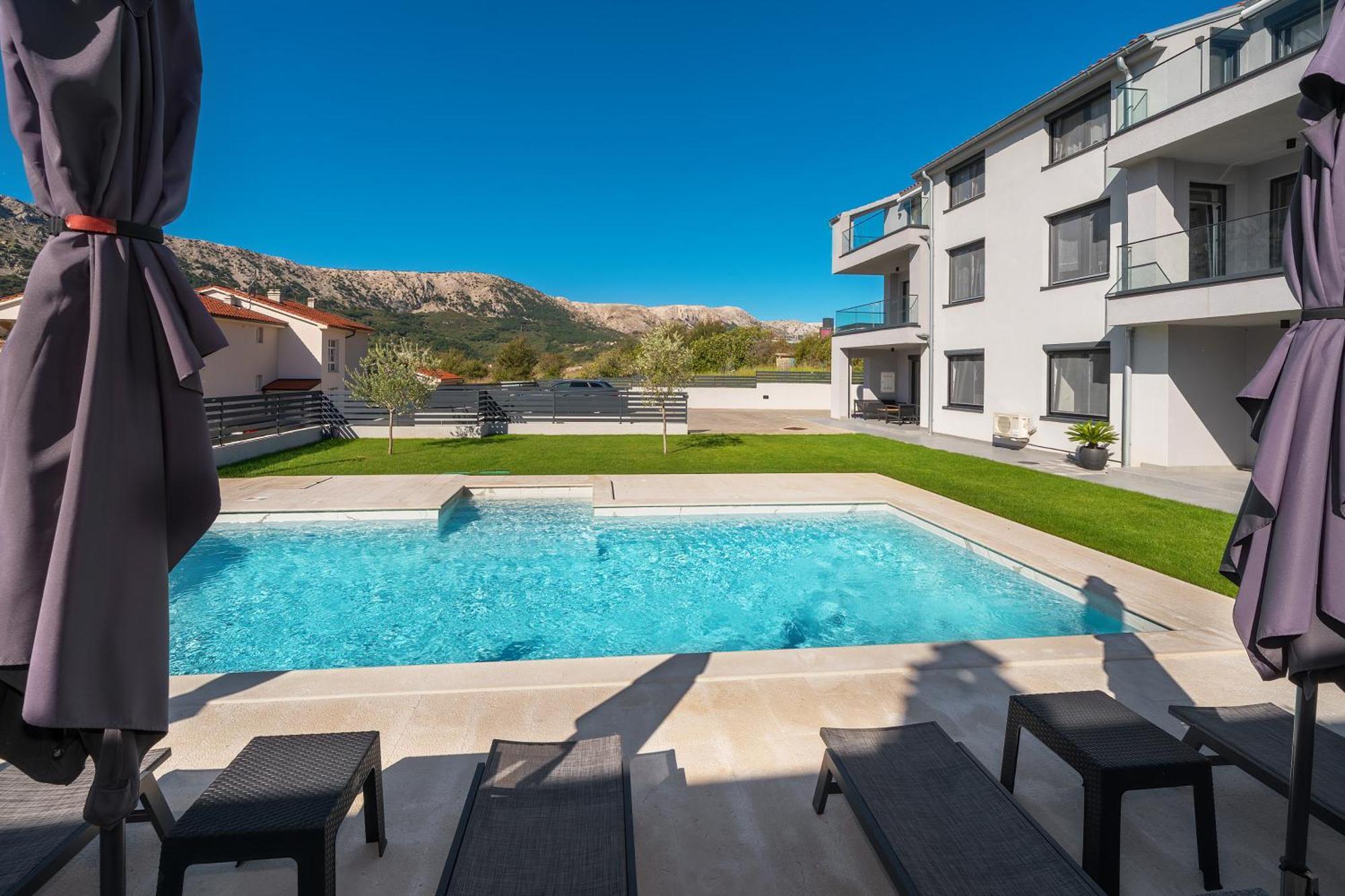 Poolside Apartments Anabella باشْكا المظهر الخارجي الصورة